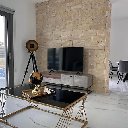 Villa Diogenous Luxury Klorakas